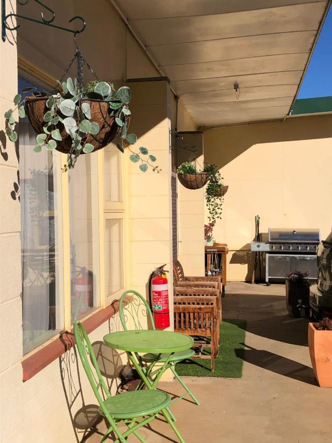 Alpine Country Motel Plus Free Coffee Cooma Exteriér fotografie