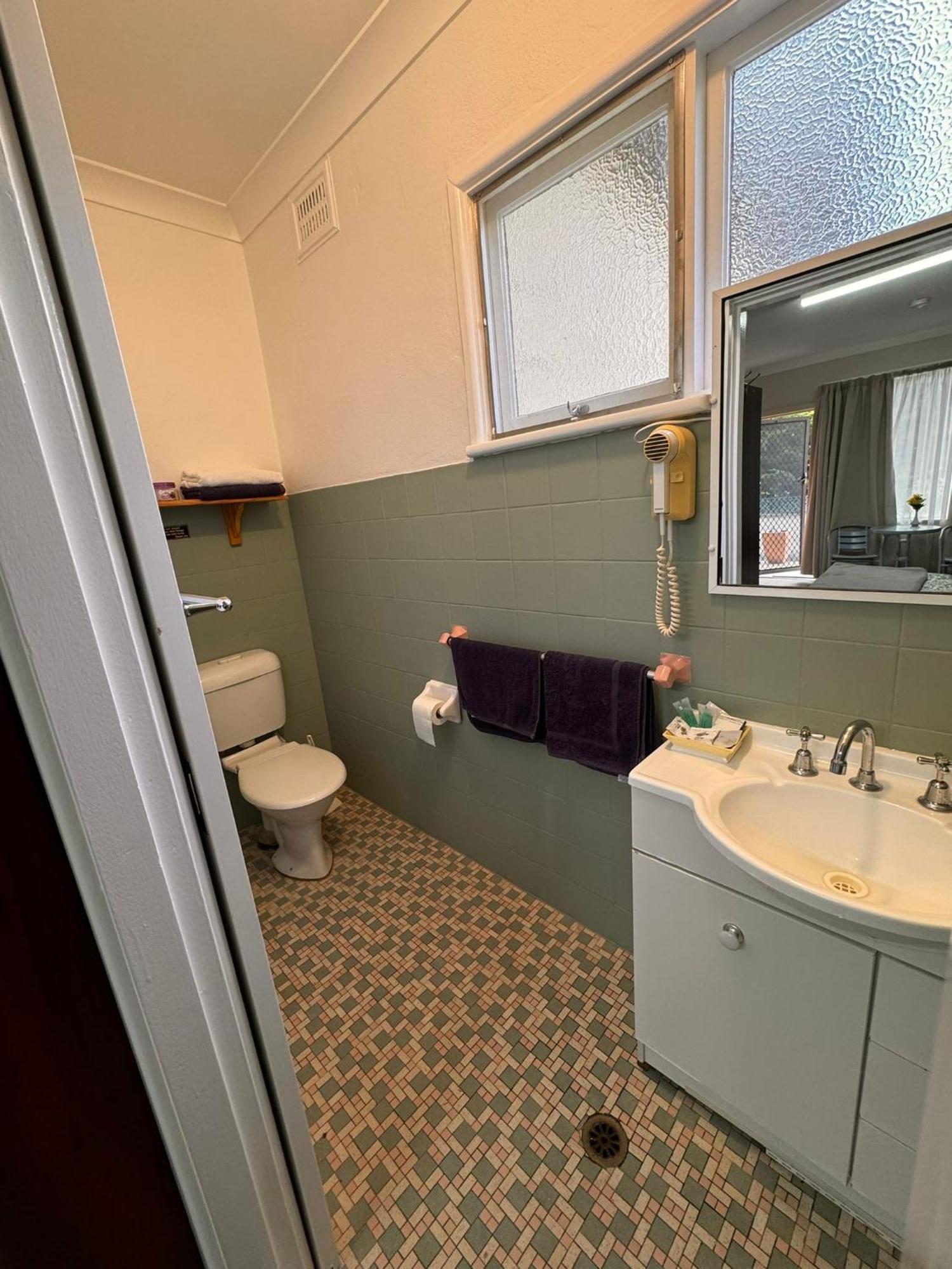 Alpine Country Motel Plus Free Coffee Cooma Exteriér fotografie