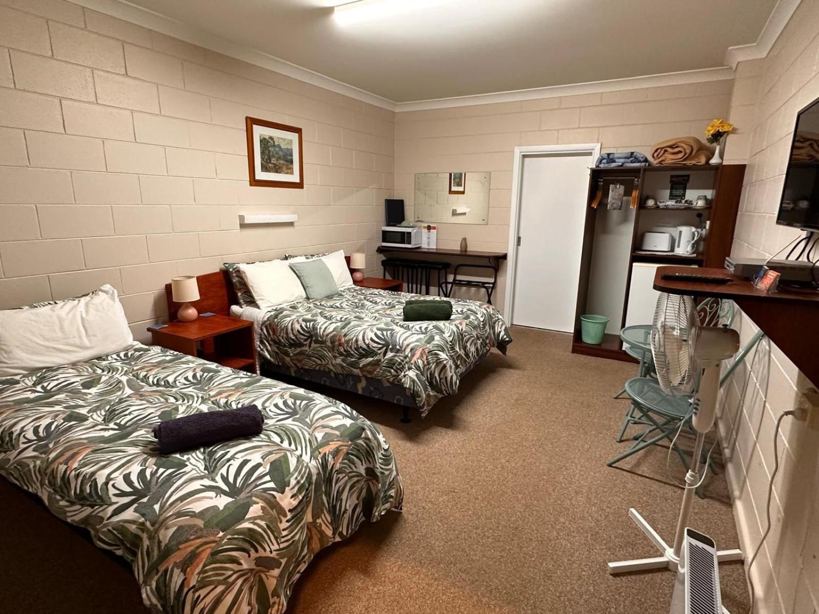 Alpine Country Motel Plus Free Coffee Cooma Exteriér fotografie