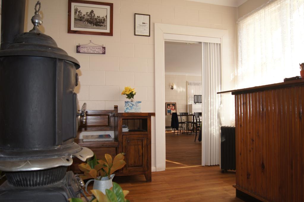 Alpine Country Motel Plus Free Coffee Cooma Exteriér fotografie